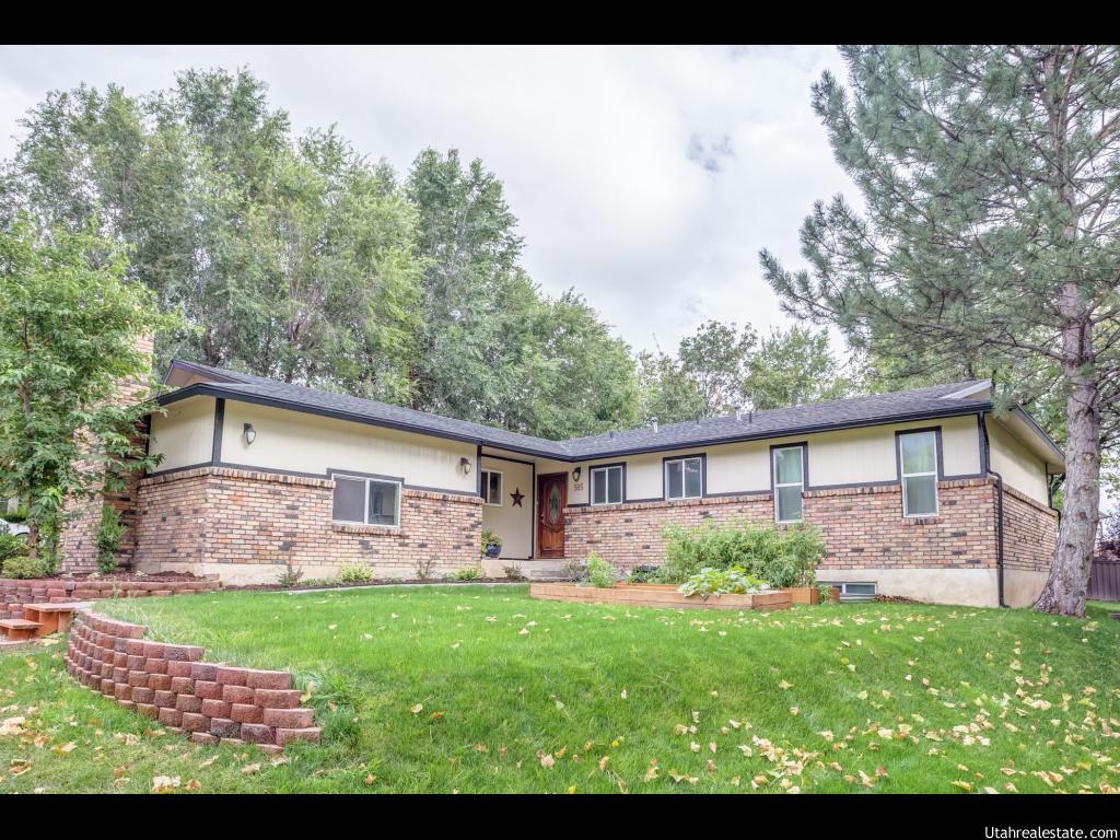 Homes for sale with motherinlaw apartmetns in Utah County 8014770219