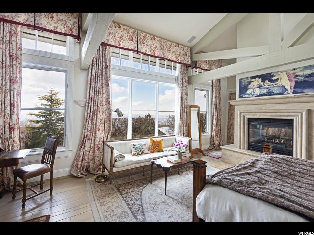 1622 E Connecticut DR, Salt Lake City, Utah 84103, 4 Bedrooms Bedrooms, ,5 BathroomsBathrooms,Single family,For sale,E Connecticut DR,1582166