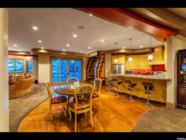 452 E 1400 S, Mapleton, Utah 84664, 5 Bedrooms Bedrooms, ,6 BathroomsBathrooms,Single family,For sale,E 1400 S,1586139