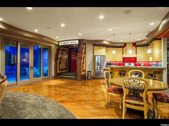 452 E 1400 S, Mapleton, Utah 84664, 5 Bedrooms Bedrooms, ,6 BathroomsBathrooms,Single family,For sale,E 1400 S,1586139