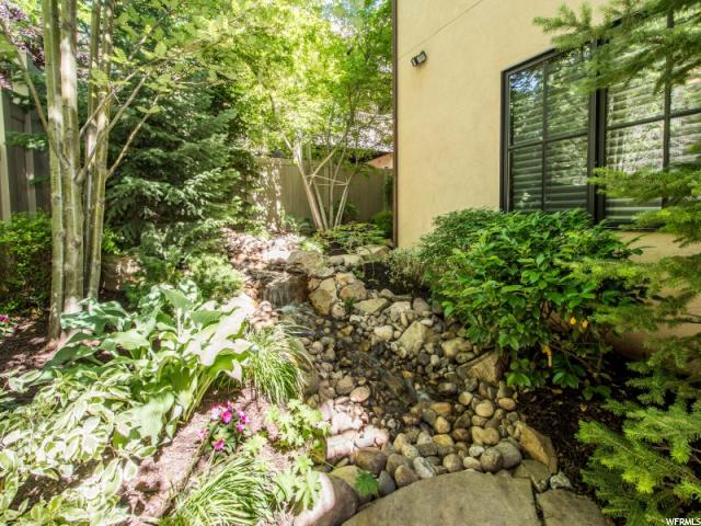 3281 E Falcon Heights S LN, Cottonwood Heights, Utah 84093, 4 Bedrooms Bedrooms, ,4 BathroomsBathrooms,Single family,Under Contract,E Falcon Heights S LN,1598378
