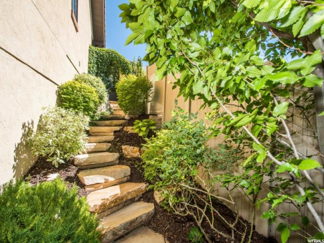 3281 E Falcon Heights S LN, Cottonwood Heights, Utah 84093, 4 Bedrooms Bedrooms, ,4 BathroomsBathrooms,Single family,Under Contract,E Falcon Heights S LN,1598378