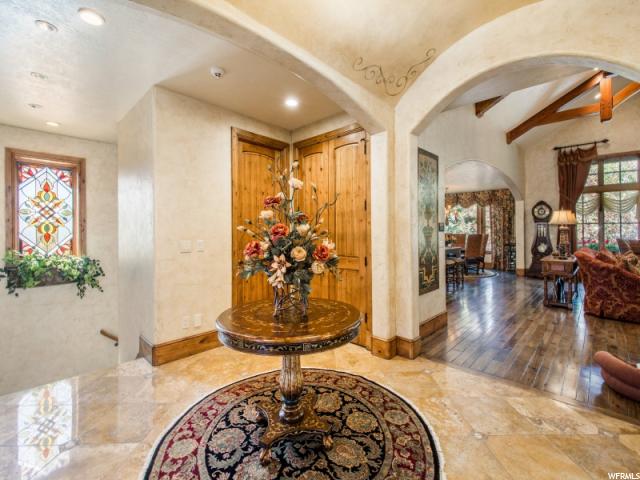 3281 E Falcon Heights S LN, Cottonwood Heights, Utah 84093, 4 Bedrooms Bedrooms, ,4 BathroomsBathrooms,Single family,Under Contract,E Falcon Heights S LN,1598378