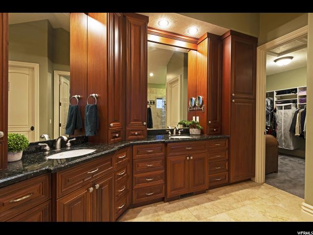 13477 S Aintree E AVE, Draper, Utah 84020, 5 Bedrooms Bedrooms, ,5 BathroomsBathrooms,Single family,For sale,S Aintree E AVE,1599701