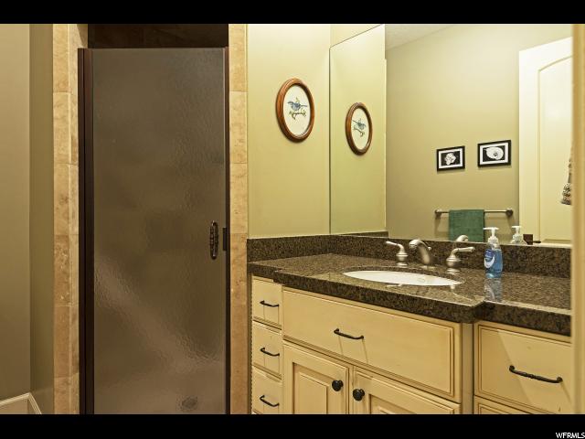 13477 S Aintree E AVE, Draper, Utah 84020, 5 Bedrooms Bedrooms, ,5 BathroomsBathrooms,Single family,For sale,S Aintree E AVE,1599701