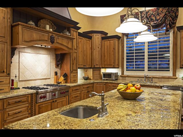 13477 S Aintree E AVE, Draper, Utah 84020, 5 Bedrooms Bedrooms, ,5 BathroomsBathrooms,Single family,For sale,S Aintree E AVE,1599701