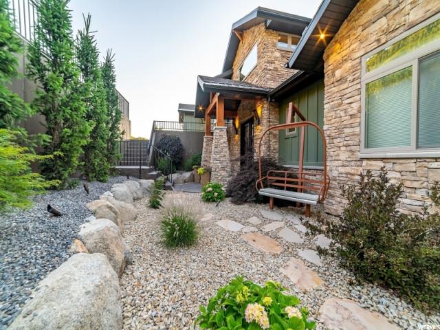 3877 E Alta Approach S, Sandy, Utah 84092, 4 Bedrooms Bedrooms, ,5 BathroomsBathrooms,Single family,Under Contract,E Alta Approach S,1599773