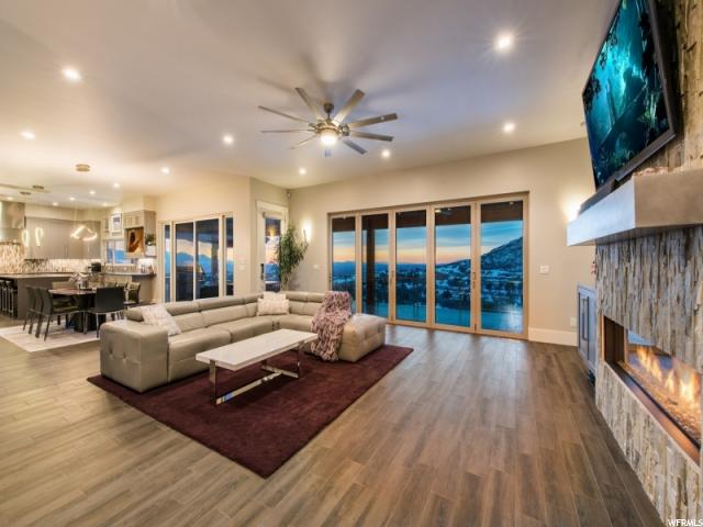3877 E Alta Approach S, Sandy, Utah 84092, 4 Bedrooms Bedrooms, ,5 BathroomsBathrooms,Single family,Under Contract,E Alta Approach S,1599773