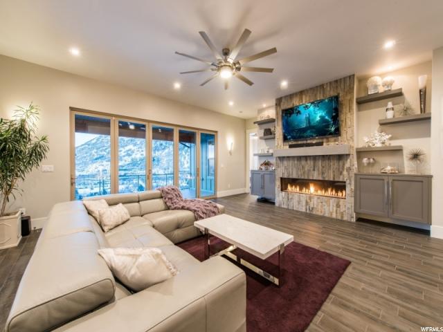 3877 E Alta Approach S, Sandy, Utah 84092, 4 Bedrooms Bedrooms, ,5 BathroomsBathrooms,Single family,Under Contract,E Alta Approach S,1599773