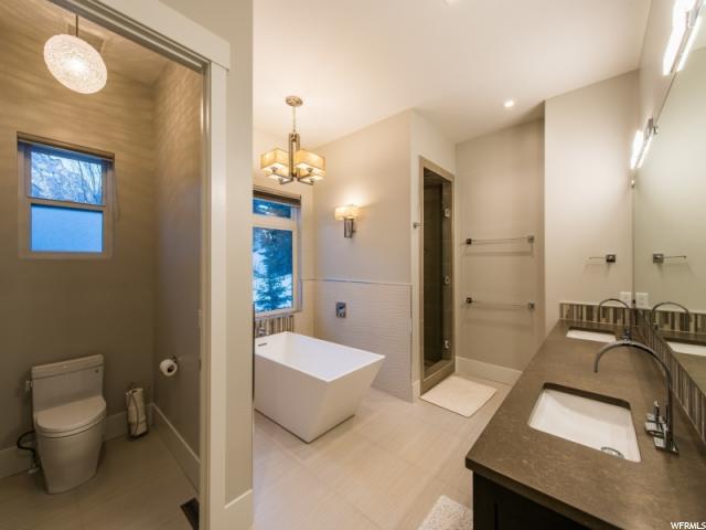 3877 E Alta Approach S, Sandy, Utah 84092, 4 Bedrooms Bedrooms, ,5 BathroomsBathrooms,Single family,Under Contract,E Alta Approach S,1599773