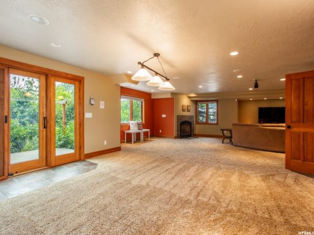 2571 Hidden Canyon LN, Sandy, Utah 84092, 4 Bedrooms Bedrooms, ,5 BathroomsBathrooms,Single family,Under Contract,Hidden Canyon LN,1604747