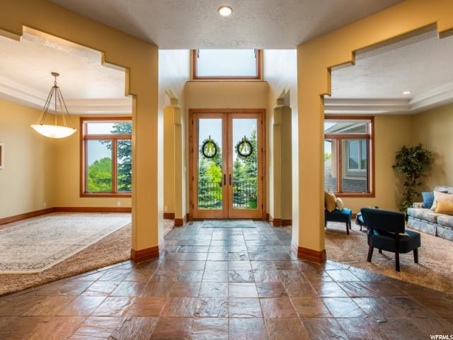 2571 Hidden Canyon LN, Sandy, Utah 84092, 4 Bedrooms Bedrooms, ,5 BathroomsBathrooms,Single family,Under Contract,Hidden Canyon LN,1604747