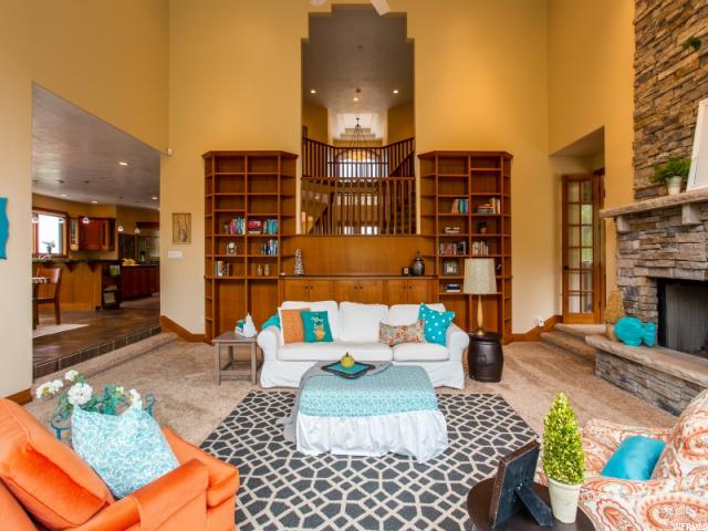 2571 Hidden Canyon LN, Sandy, Utah 84092, 4 Bedrooms Bedrooms, ,5 BathroomsBathrooms,Single family,Under Contract,Hidden Canyon LN,1604747