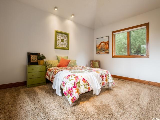 2571 Hidden Canyon LN, Sandy, Utah 84092, 4 Bedrooms Bedrooms, ,5 BathroomsBathrooms,Single family,Under Contract,Hidden Canyon LN,1604747