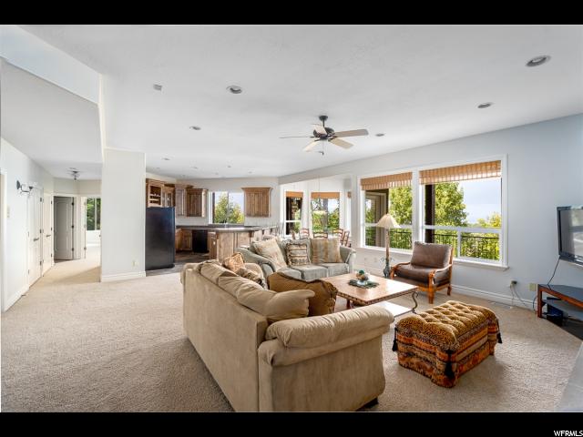 9870 S Granite Slope DR, Sandy, Utah 84092, 5 Bedrooms Bedrooms, ,5 BathroomsBathrooms,Single family,For sale,S Granite Slope DR,1641412