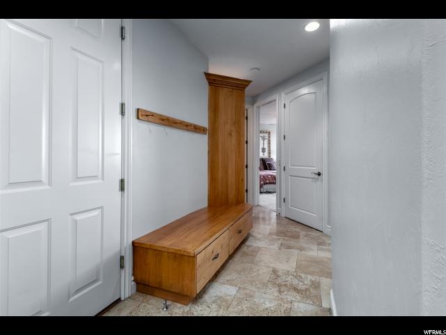 9870 S Granite Slope DR, Sandy, Utah 84092, 5 Bedrooms Bedrooms, ,5 BathroomsBathrooms,Single family,For sale,S Granite Slope DR,1641412