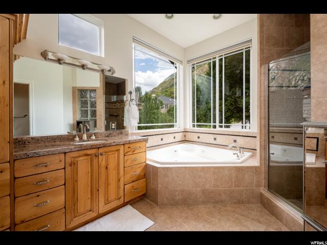 9870 S Granite Slope DR, Sandy, Utah 84092, 5 Bedrooms Bedrooms, ,5 BathroomsBathrooms,Single family,For sale,S Granite Slope DR,1641412