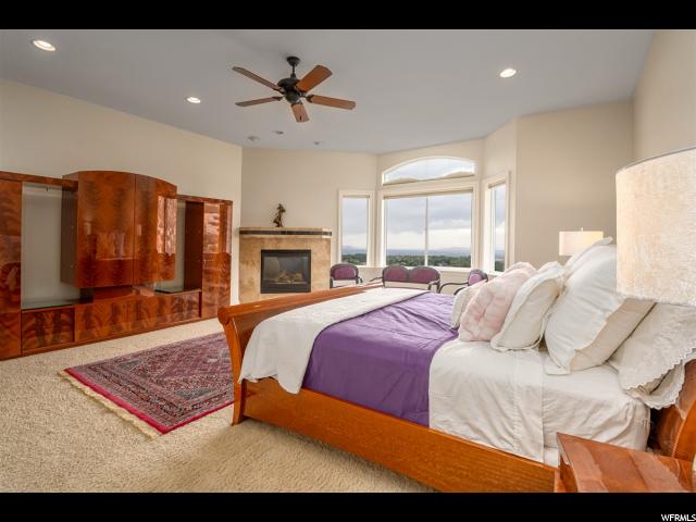 9870 S Granite Slope DR, Sandy, Utah 84092, 5 Bedrooms Bedrooms, ,5 BathroomsBathrooms,Single family,For sale,S Granite Slope DR,1641412