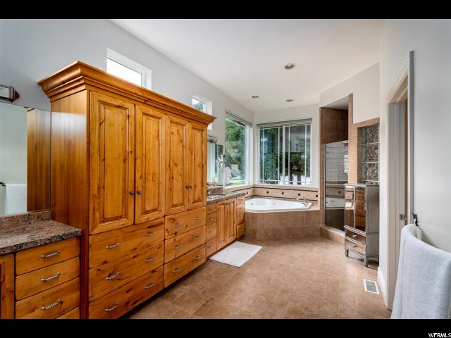 9870 S Granite Slope DR, Sandy, Utah 84092, 5 Bedrooms Bedrooms, ,5 BathroomsBathrooms,Single family,For sale,S Granite Slope DR,1641412