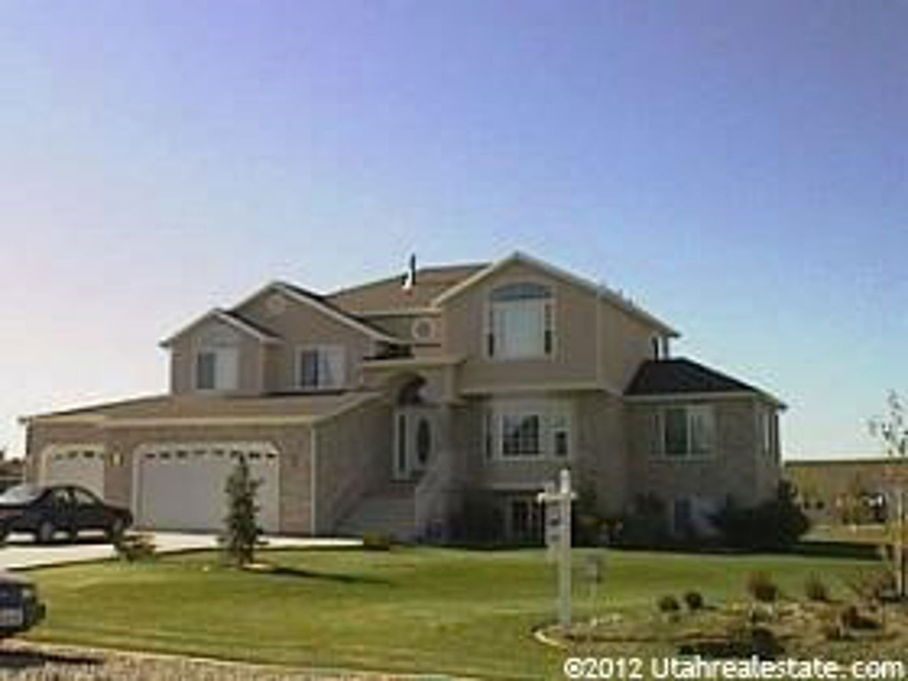 4429 S 6400 W, Hooper, UT 84315