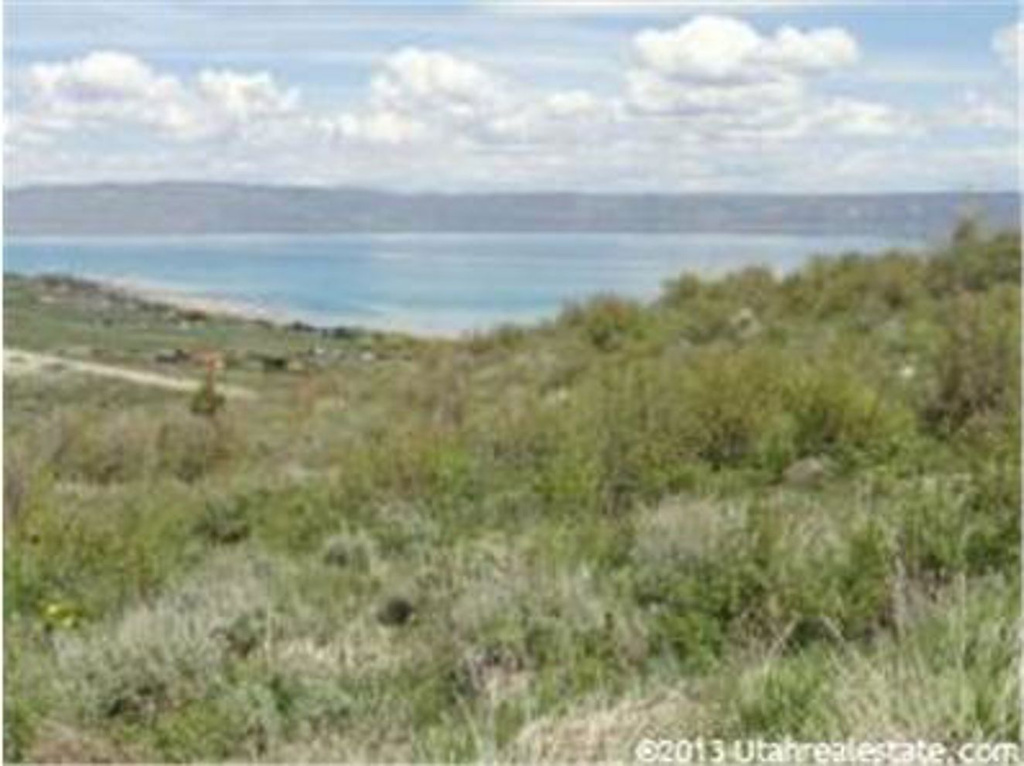 418 Hickock Dr #418, Fish Haven, ID 83287