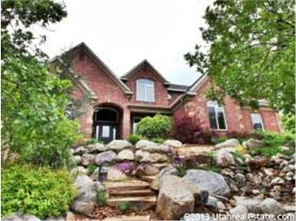 2452 E 3750 N, Layton, UT 84041