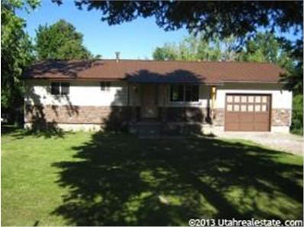 1743 N Valley View Dr E, Layton, UT 84040