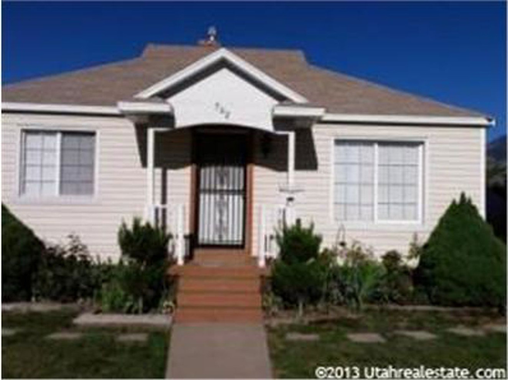 562 Grace Ave, Ogden, UT 84404