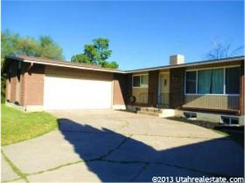 329 W 2300 N, Sunset, UT 84015