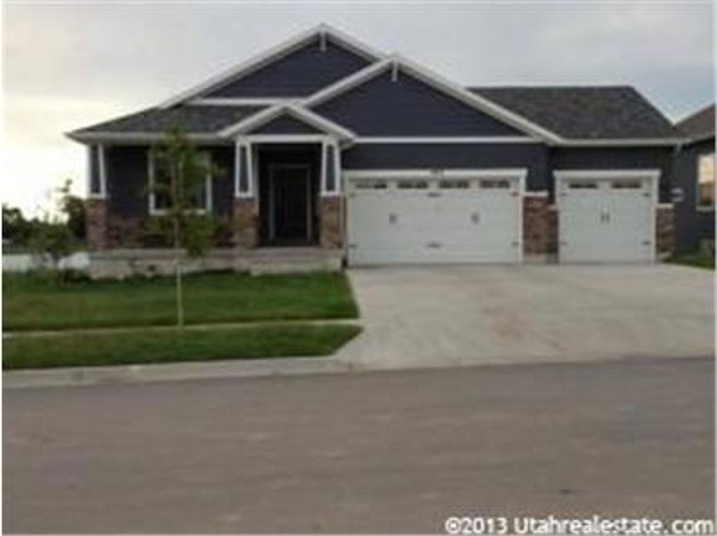 1343 E 275 S, Layton, UT 84040