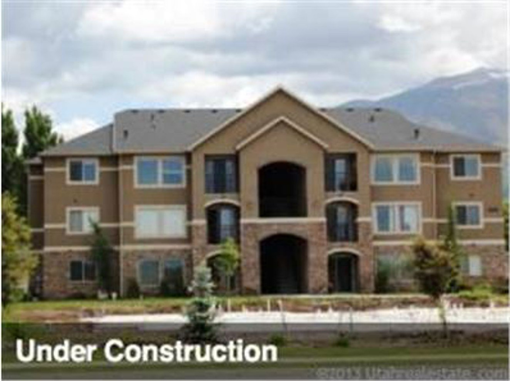 917 S Main St E #A, Layton, UT 84041