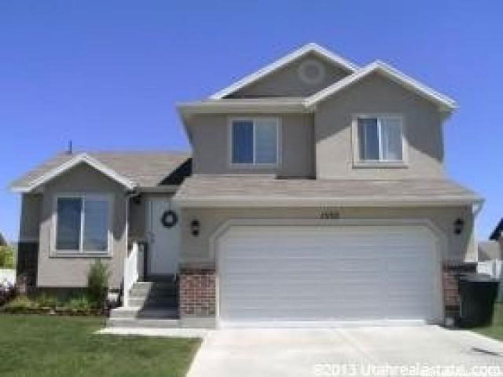 1532 N 2475 W, Clinton, UT 84015