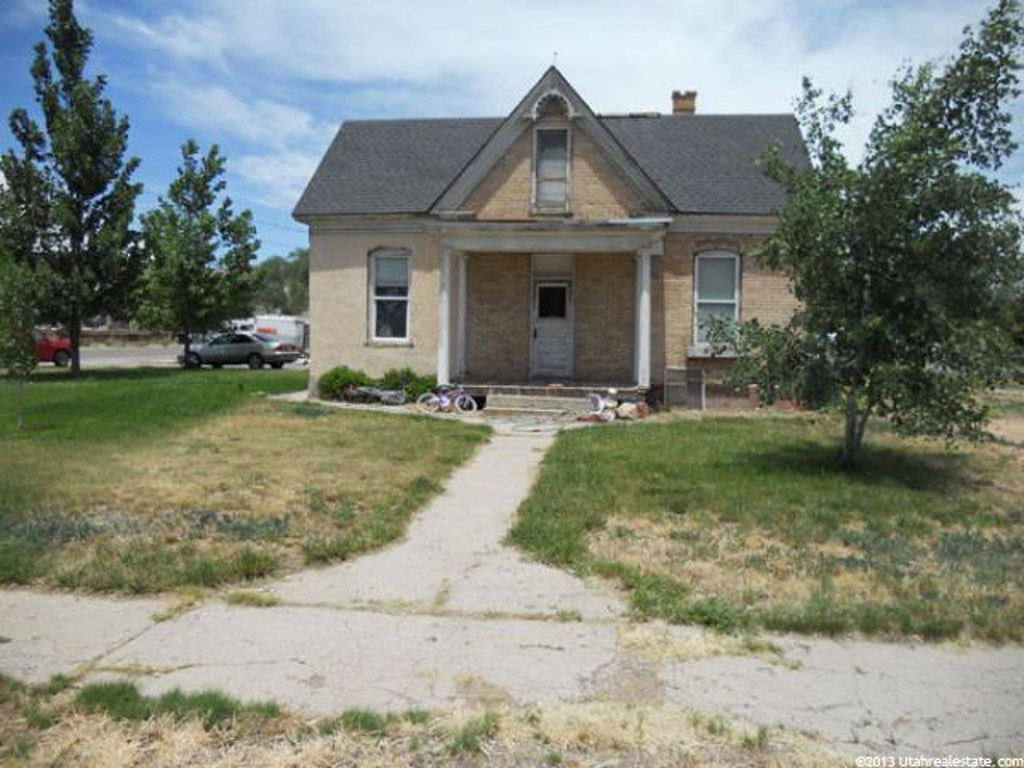 209 E 300 N, Richfield, UT 84701