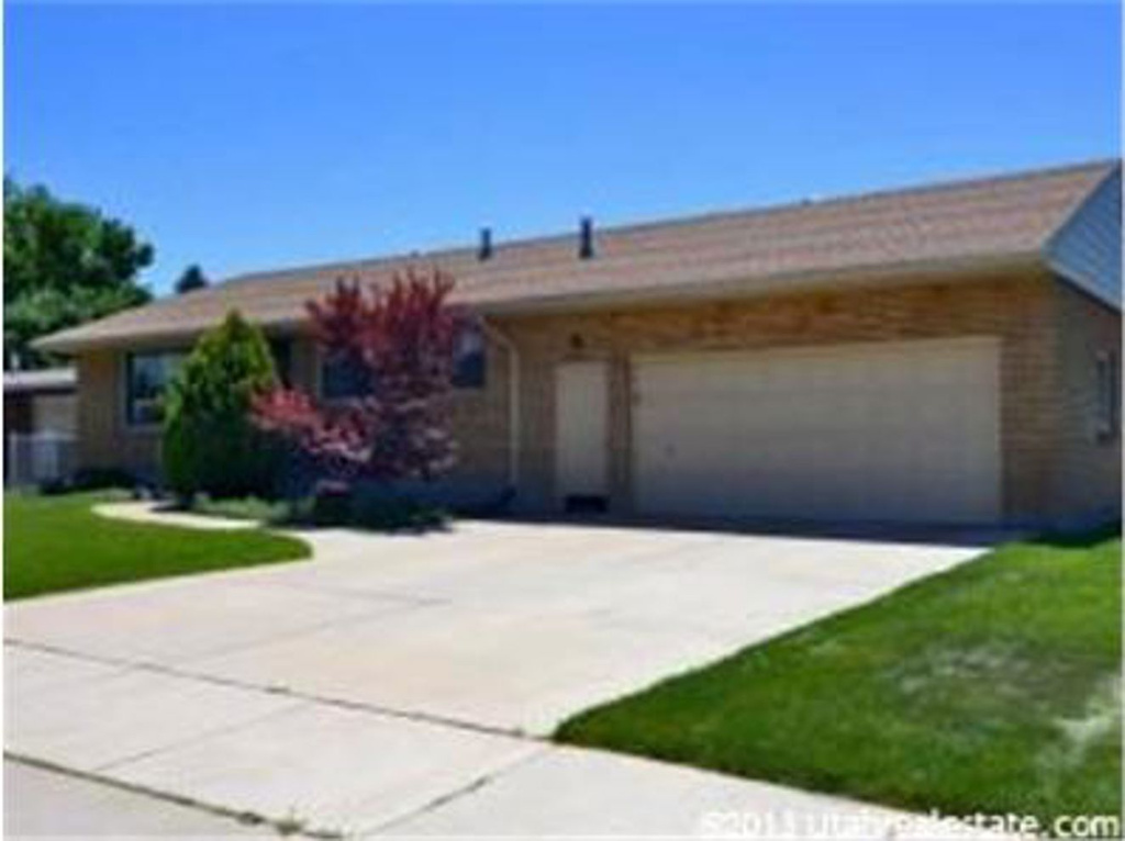 2239 W 5150 S, Roy, UT 84067
