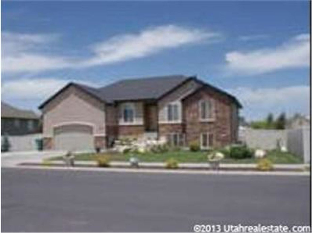 5332 W 5000 S, Hooper, UT 84315