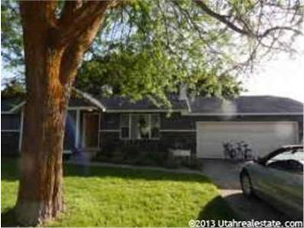 345 N 48 W, Hyde Park, UT 84318