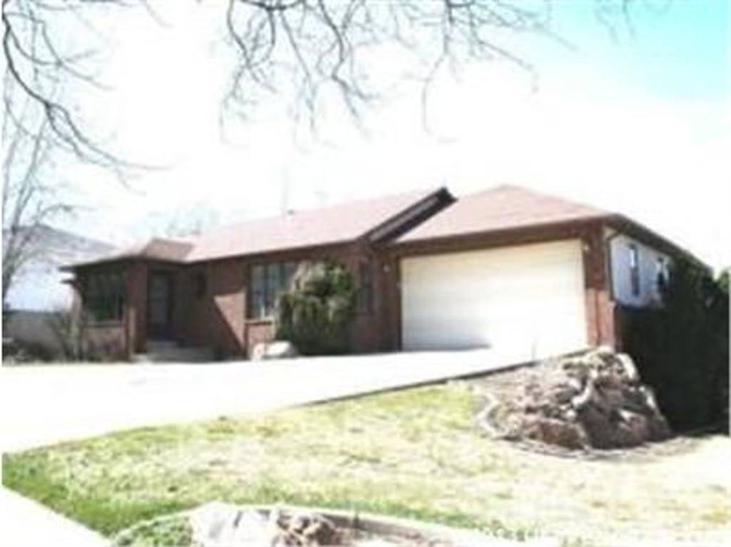 867 Dillon Dr, Ogden, UT 84404