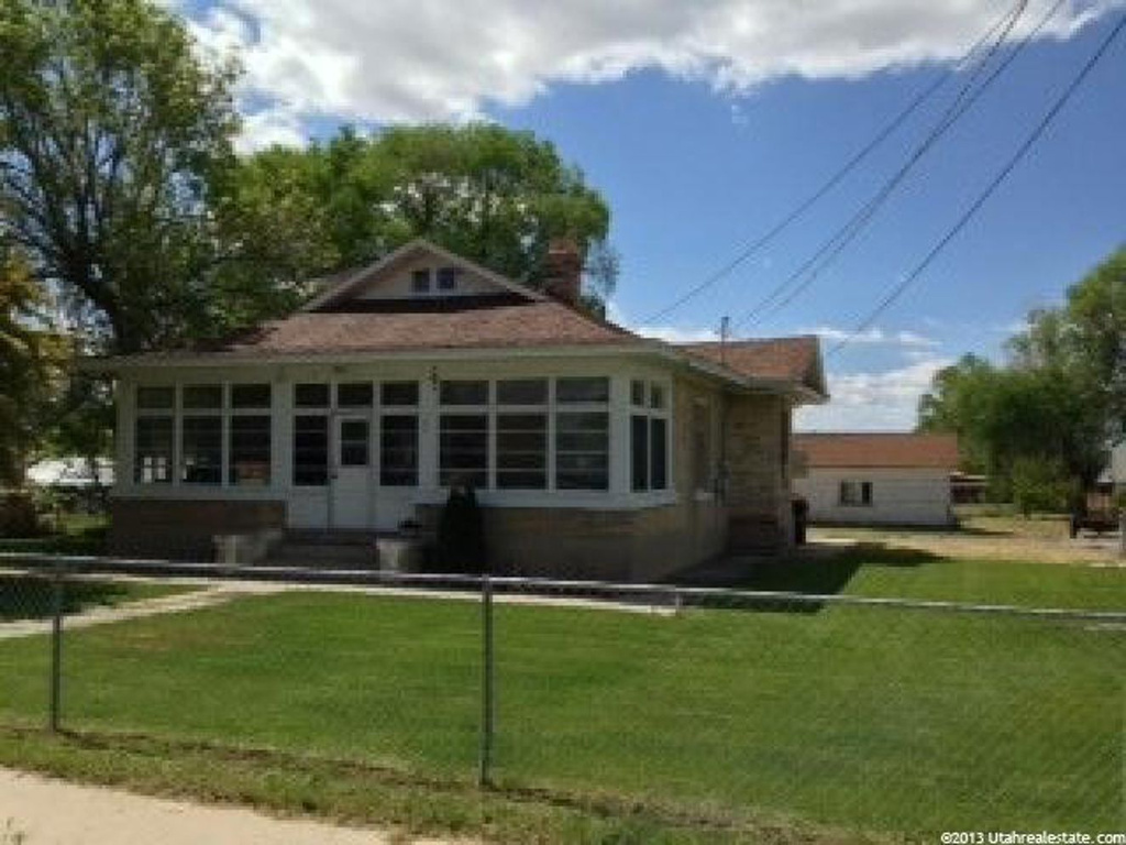 182 E 100 S, Gunnison, UT 84634