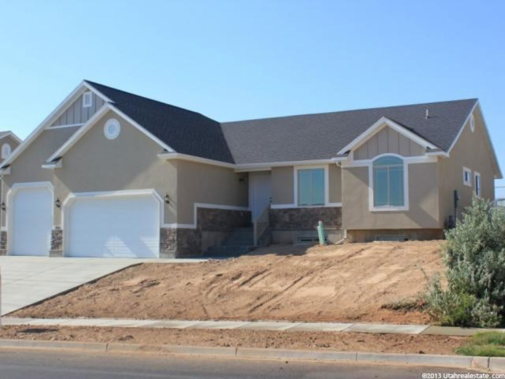 1041 E Mountain Shadow N, Layton, UT 84040