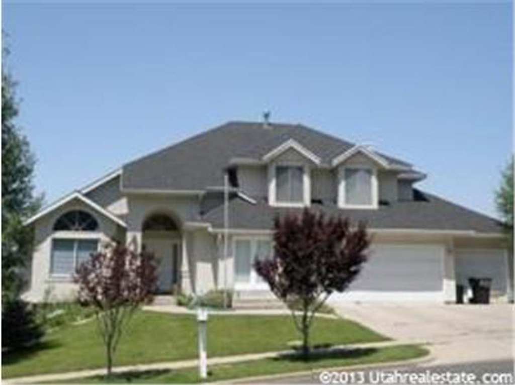 583 E Chelsea Dr, Bountiful, UT 84010