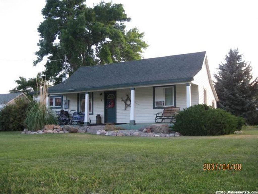6 S 200 E, Richmond, UT 84333