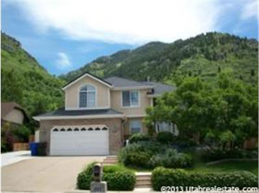 1527 E 2525 N, North Ogden, UT 84414