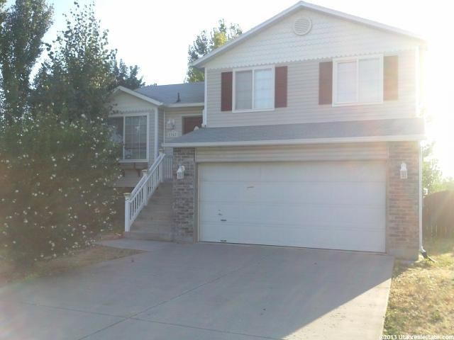 2267 N 2575 W, Clinton, UT 84015