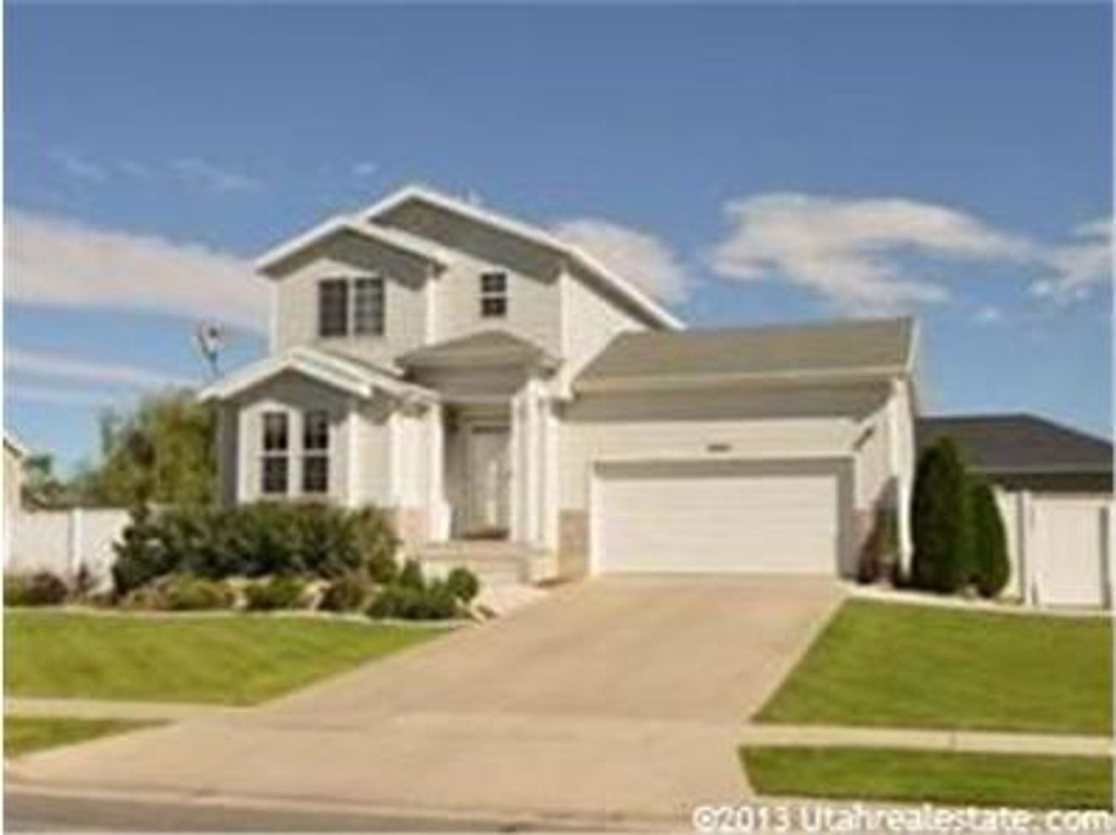 3944 W Hammon Ln S, Syracuse, UT 84075