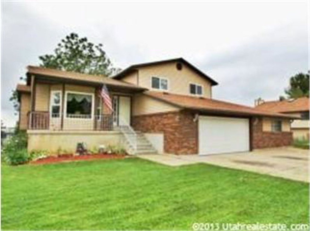 1275 N Ash Dr E, Layton, UT 84040