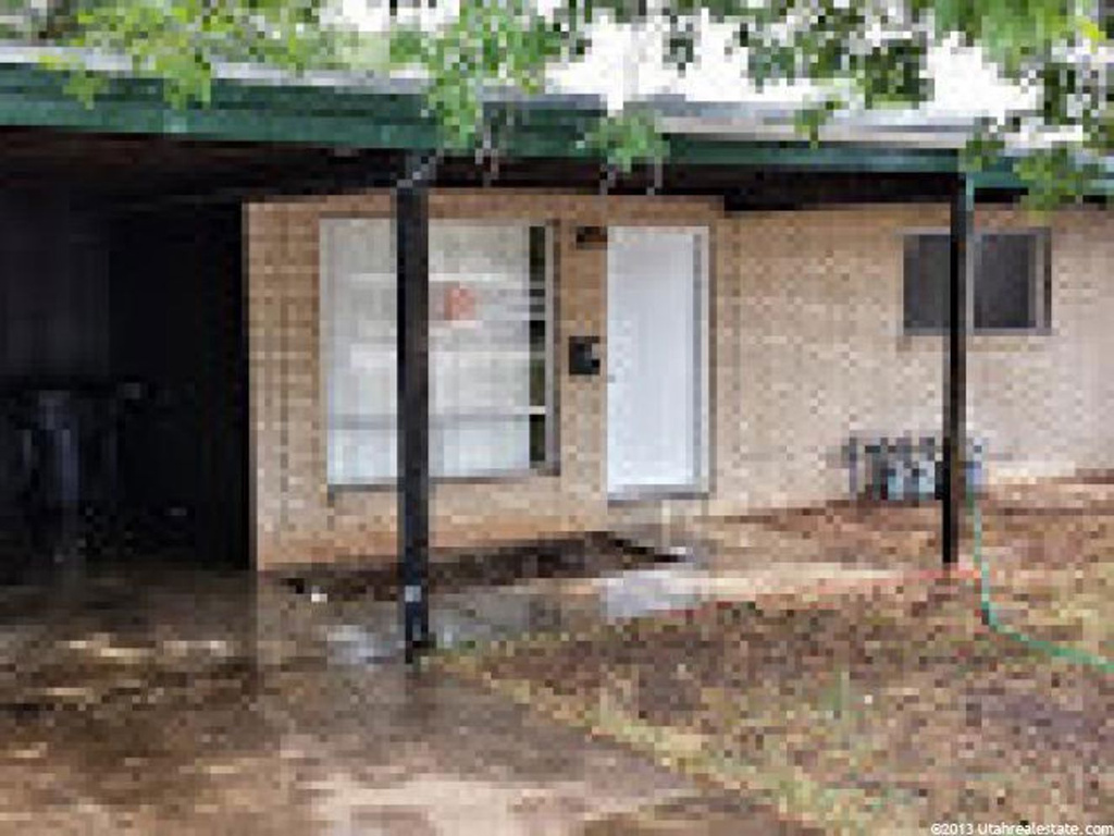 1081 S 1000 E, Clearfield, UT 84015