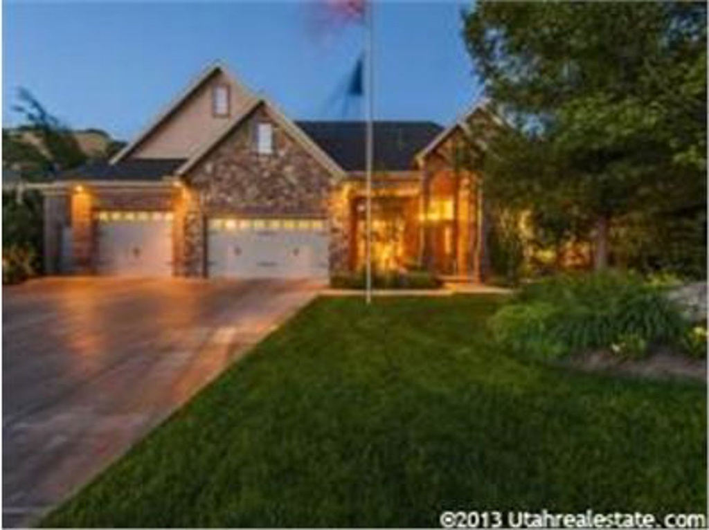 4217 S Summerwood Dr E, Bountiful, UT 84010