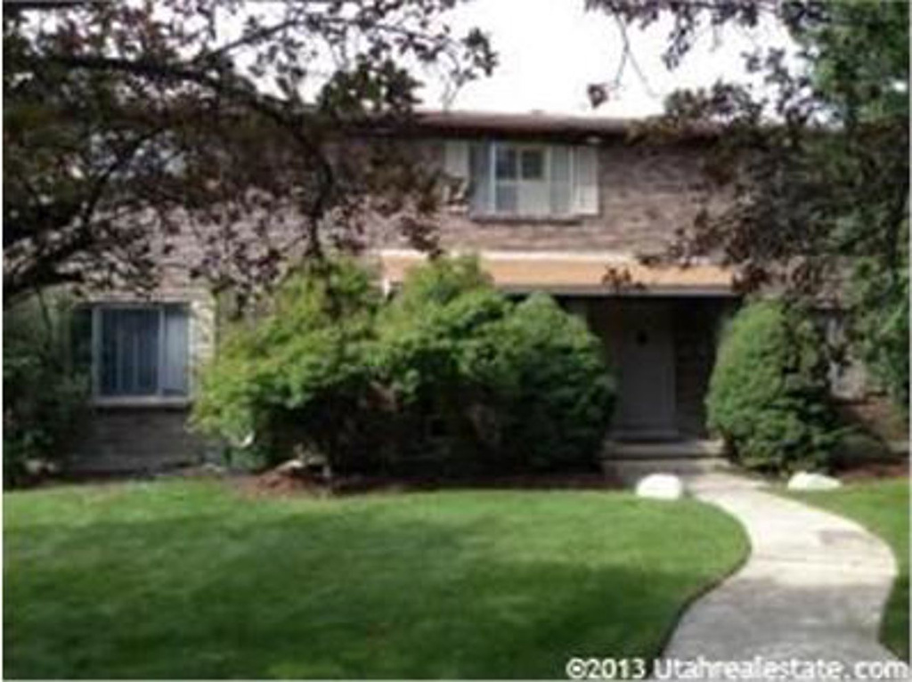 2999 E Fallentine Rd, Sandy, UT 84093