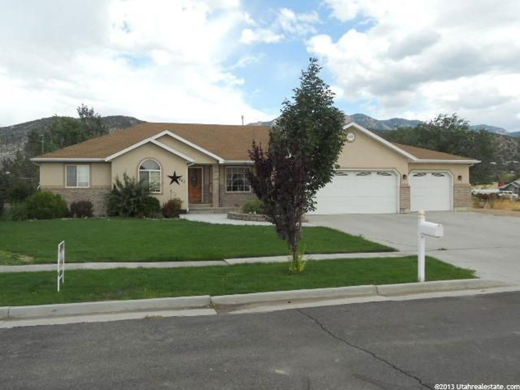 463 S 200 E, Nephi, UT 84648