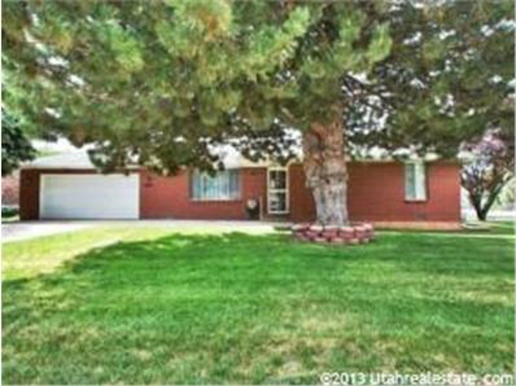 1041 N 375 E, Harrisville, UT 84404